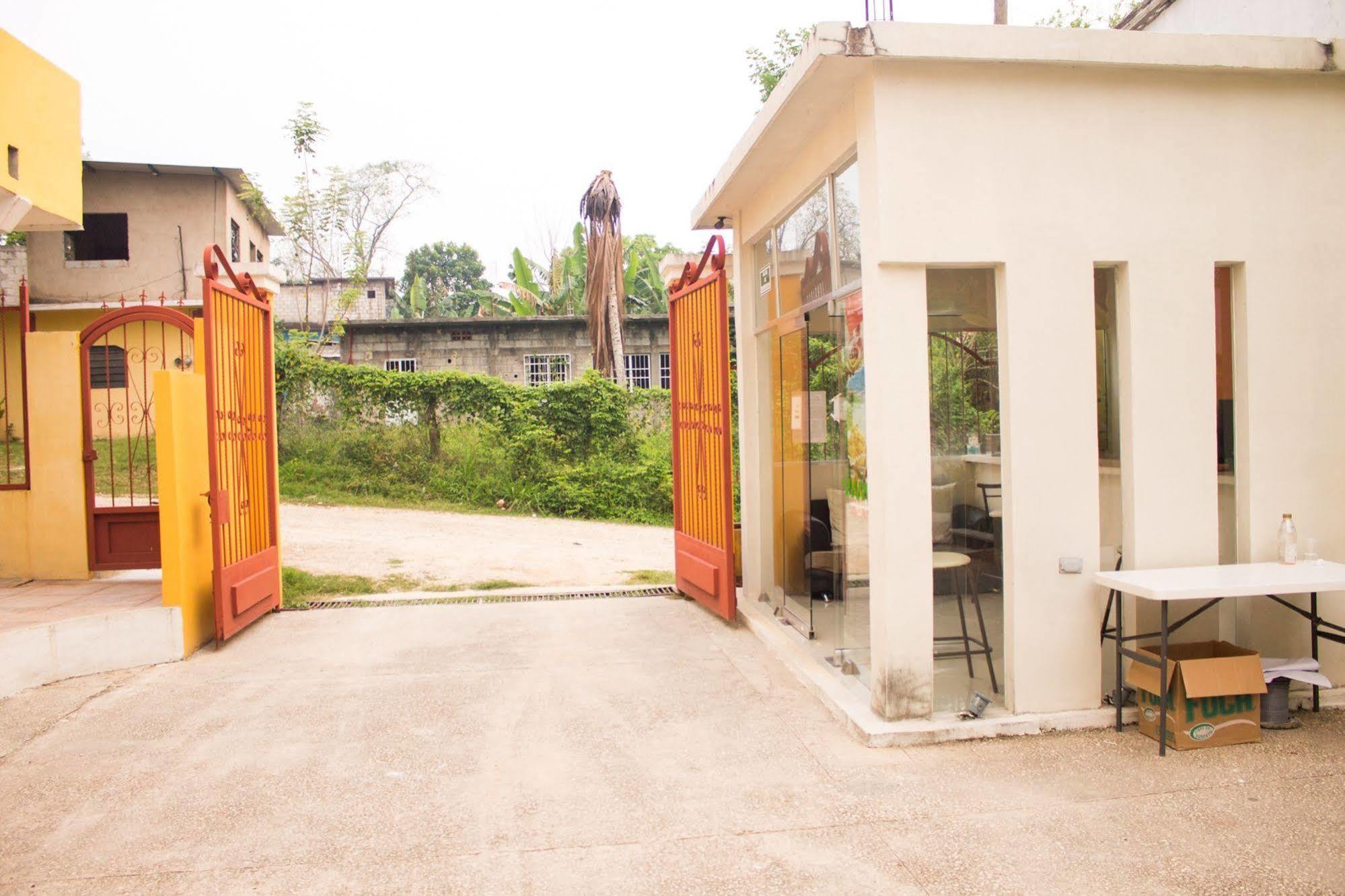 Rosvel Hotel Palenque Exteriör bild